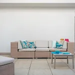 Summer Villa *